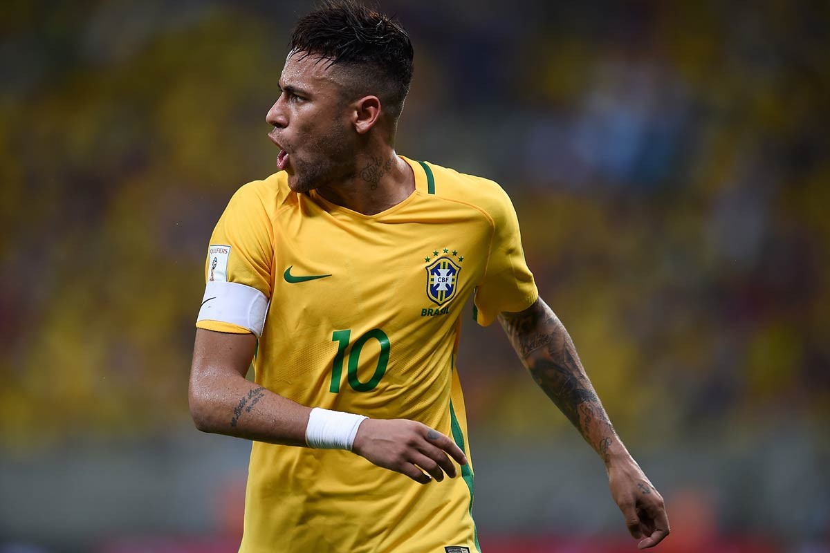 今夜国王杯传出新动向，广州队造点机会，管理层表态：媒体盛赞，轮换策略成焦点(巴萨五名球员国王杯破门)