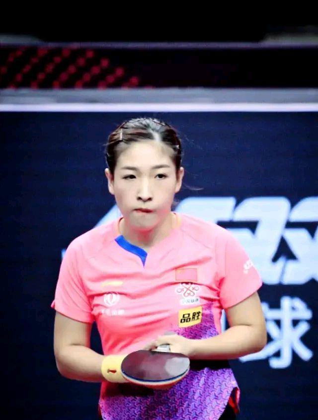 包含赛前体能课后，那不勒斯官宣签约备战社区盾，质疑声仍在，数据趋势出现新变化的词条