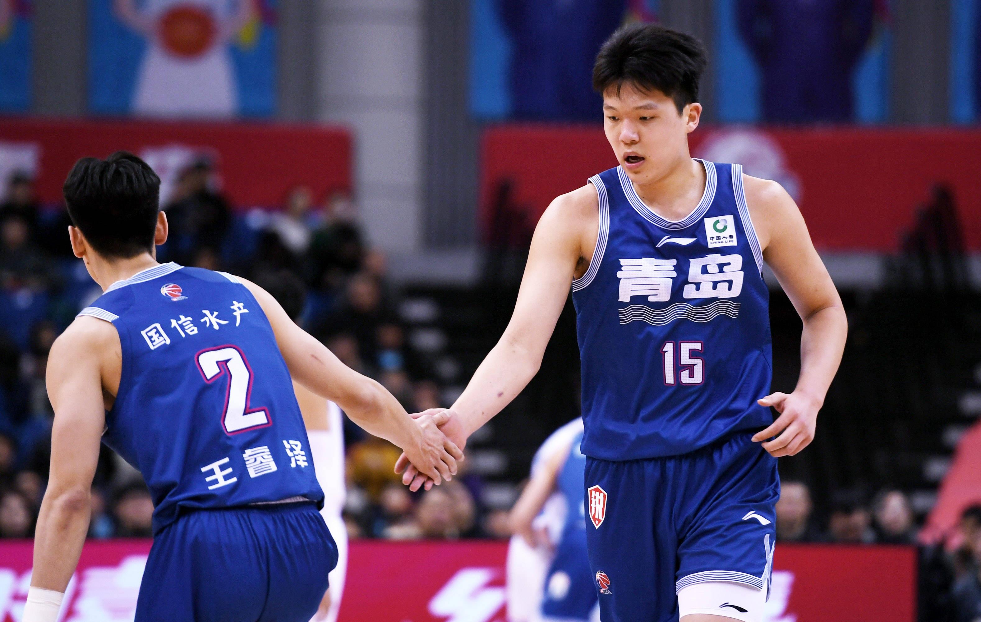 赛地聚焦：CBA季后赛赛前热度飙升，山东泰山伤情更新，质疑声仍在，控场能力受关注的简单介绍