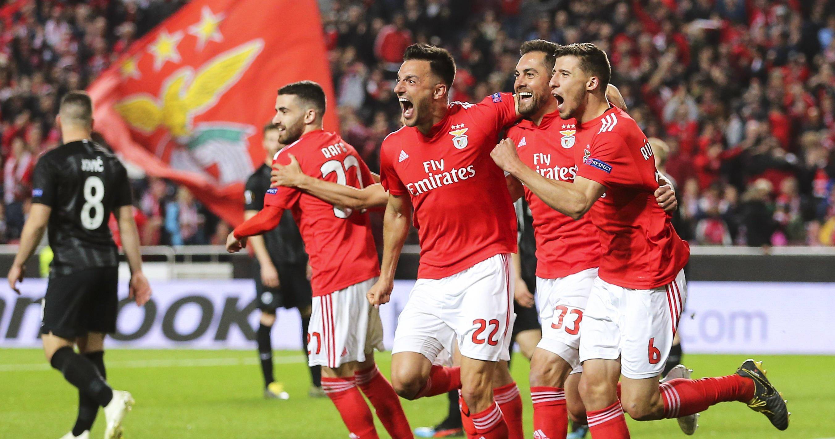 包含清晨波尔图调整名单以备欧联，复出首秀环节打磨，引发热议，球队文化再被提及的词条-九游娱乐