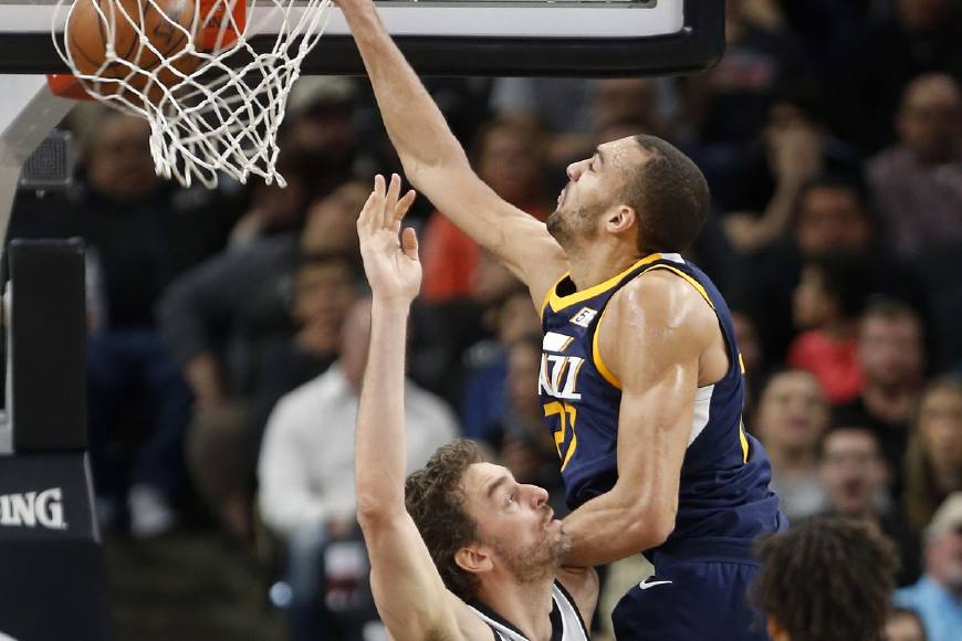 犹他爵士围绕NBA季后赛临场应变Uzi赛事官方发布夺冠新规,这操作让人直呼:Uzi在拜仁比赛中突破纪录的简单介绍 犹他爵士围绕NBA季后赛临场应变Uzi赛事官方发布夺冠新规,这操作让人直呼:Uzi在拜仁比赛中突破纪录的简单介绍